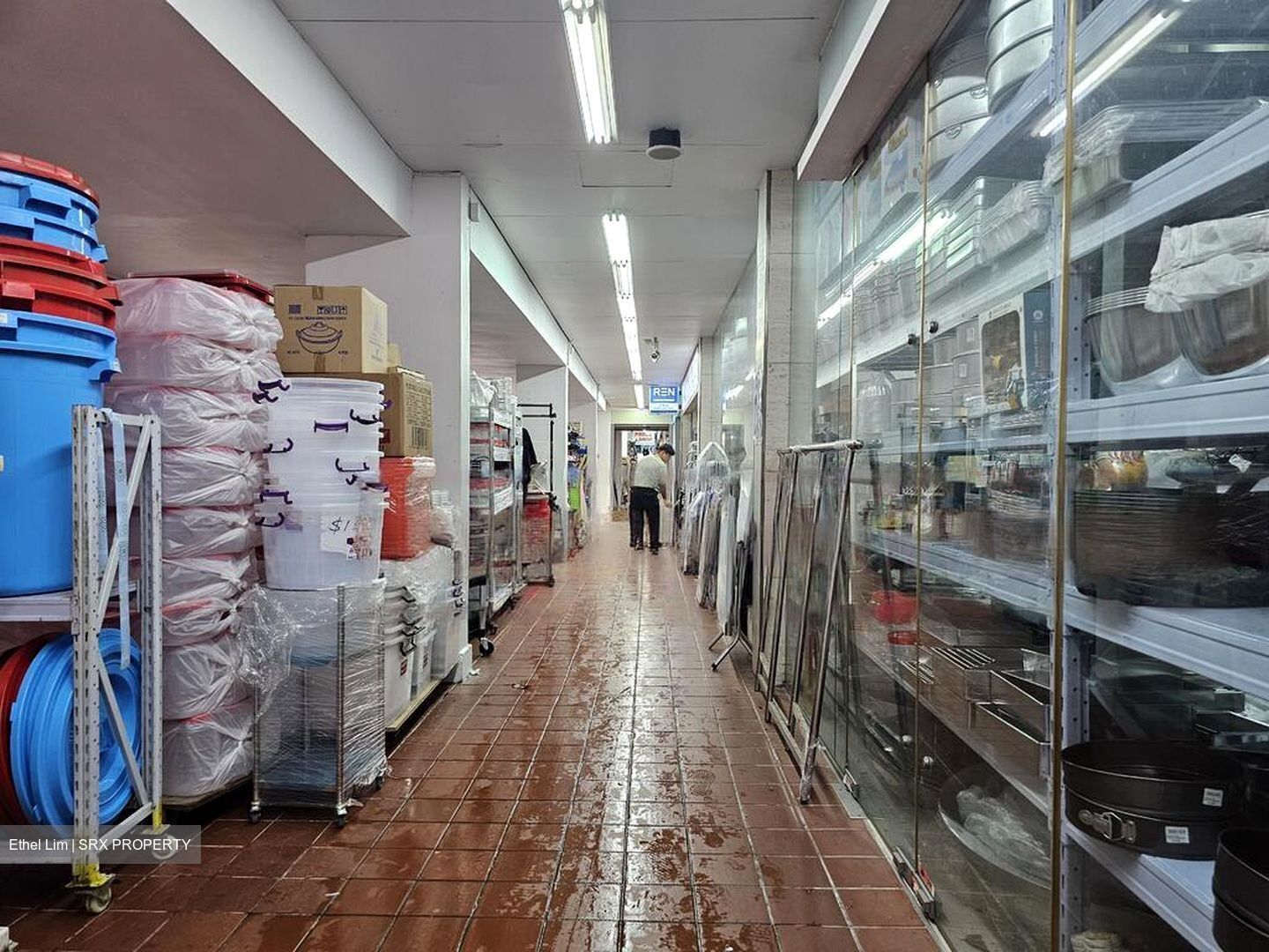 Ang Mo Kio Avenue 6 (D20), Shop House #454939531